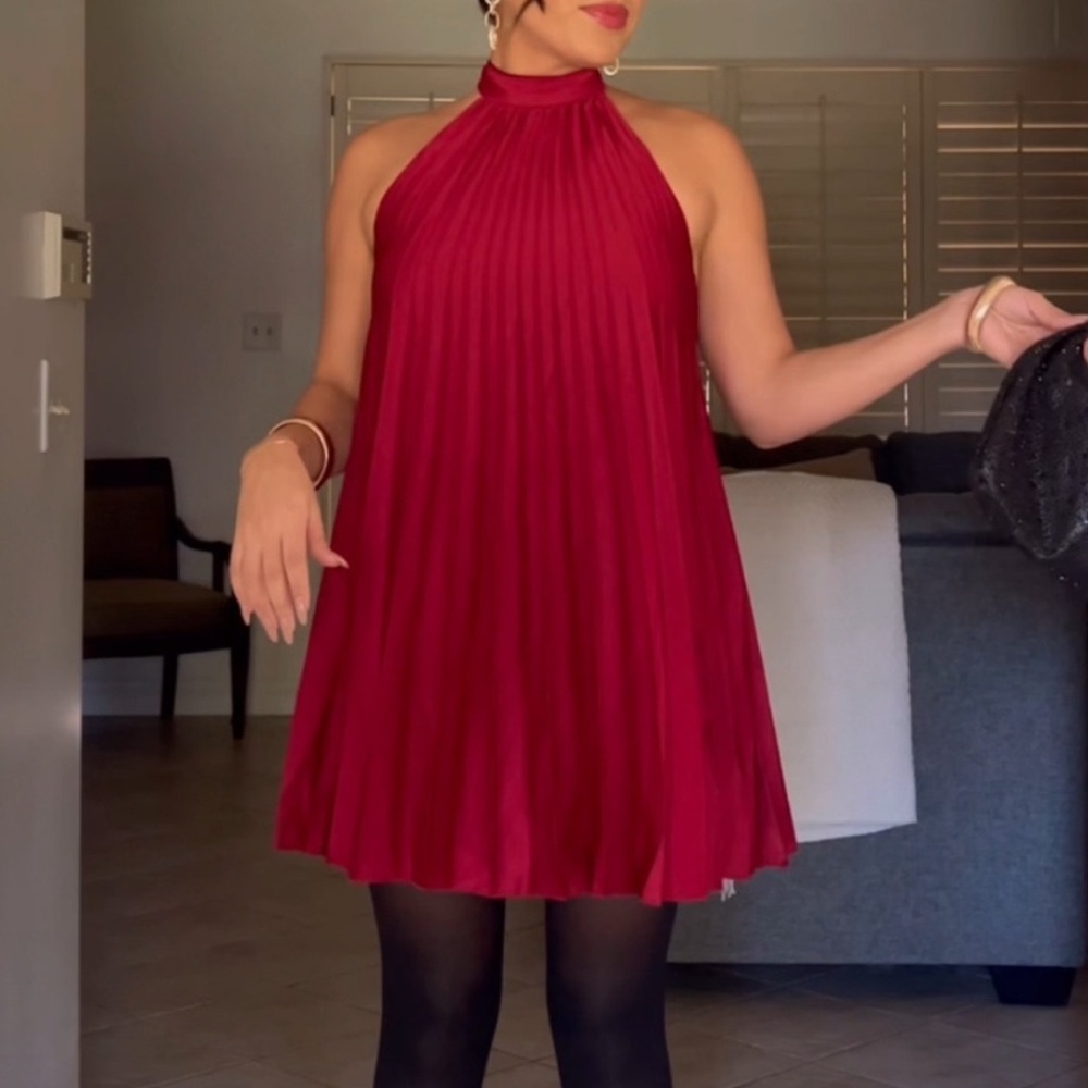 The A&F Giselle Pleated Trapeze Mini Dress
